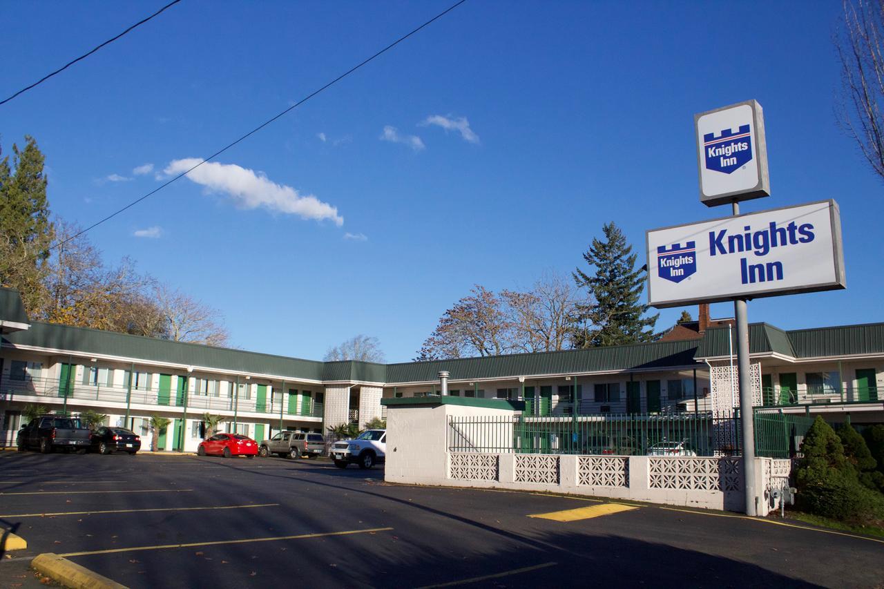 Knights Inn Σάλεμ Εξωτερικό φωτογραφία